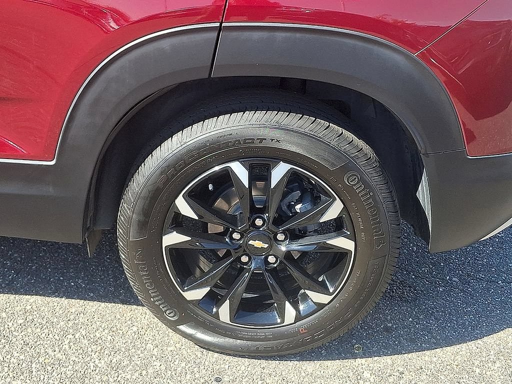 Used 2023 Chevrolet TrailBlazer LT w/ Convenience Package FWD image 8