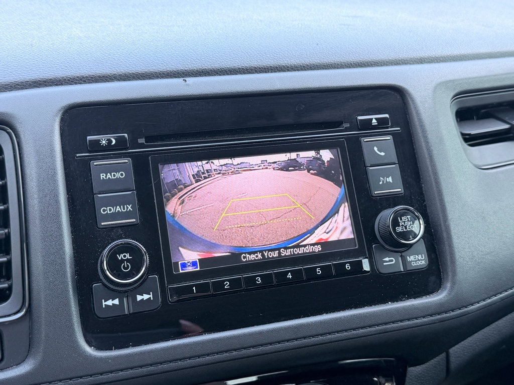 Used 2018 Honda HR-V LX image 16