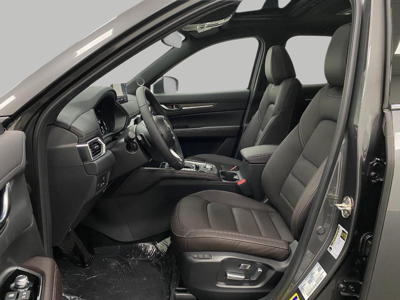 New 2025 MAZDA CX-5 Signature image 28