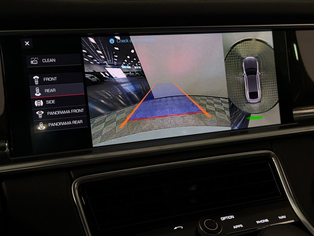 Used 2018 Porsche Panamera 4S image 19