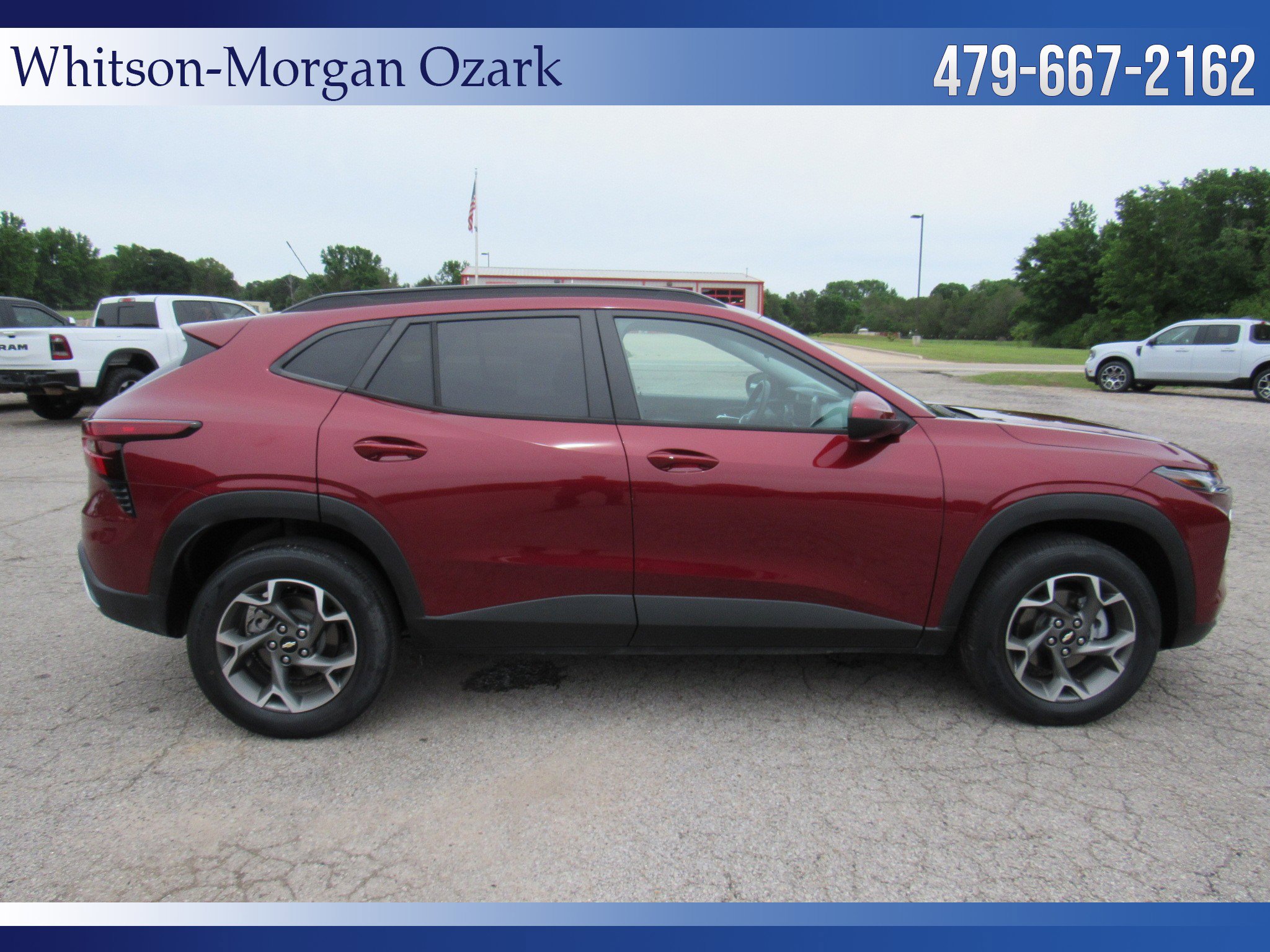 Used 2024 Chevrolet Trax LT w/ Driver Confidence Package FWD image 16