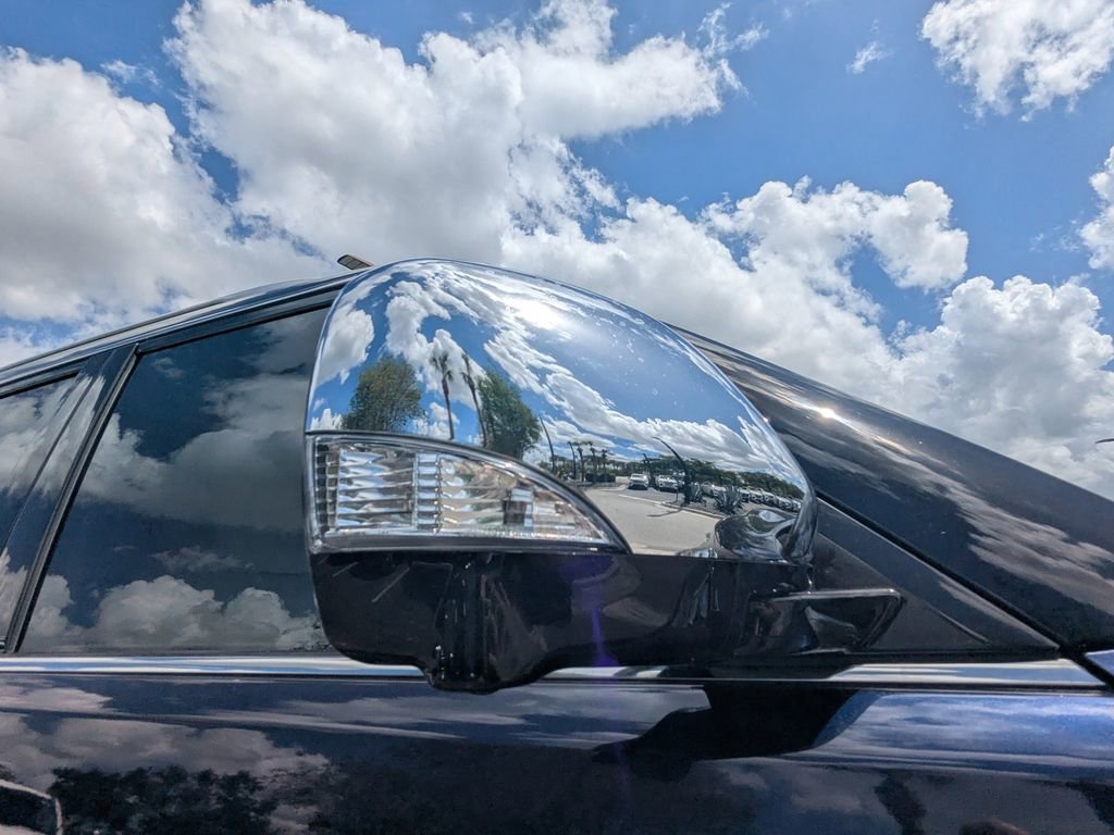 Used 2022 INFINITI QX80 Sensory w/ Cargo Package image 23