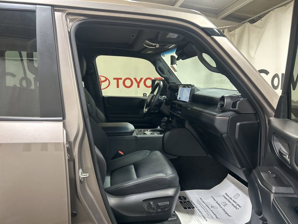 Used 2024 Toyota Land Cruiser image 13