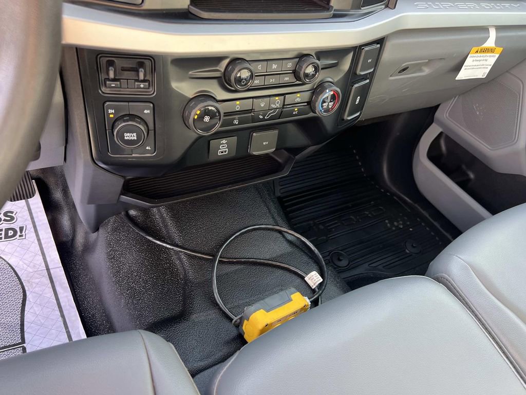 Used 2024 Ford F350 XL image 30