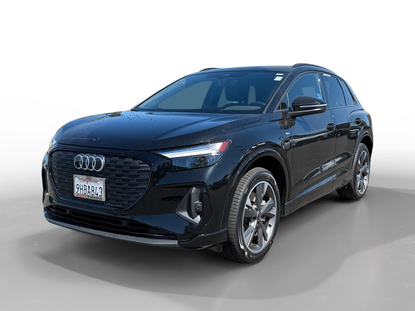 Used 2023 Audi Q4 e-tron Premium w/ Convenience Package AWD/4WD image 1