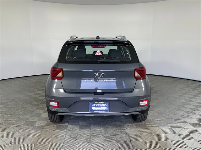 New 2025 Hyundai Venue Limited image 20