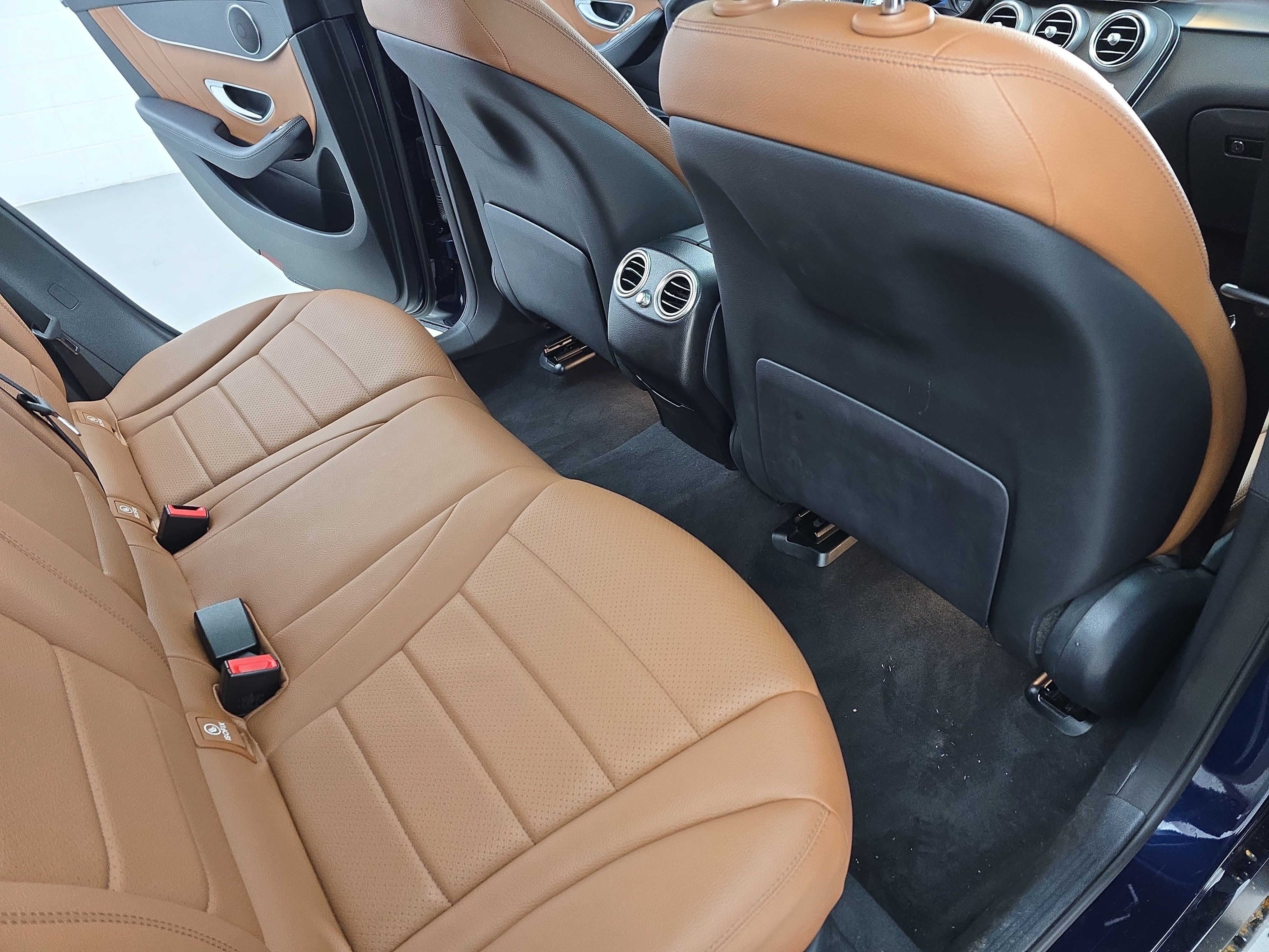 Used 2022 Mercedes-Benz GLC 300 image 11