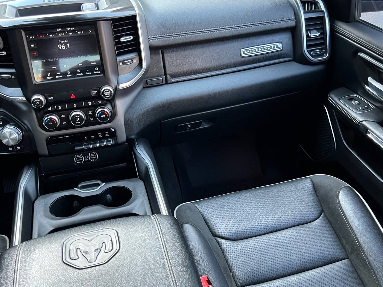 Used 2020 RAM 1500 Laramie w/ Sport Appearance Package AWD/4WD image 23