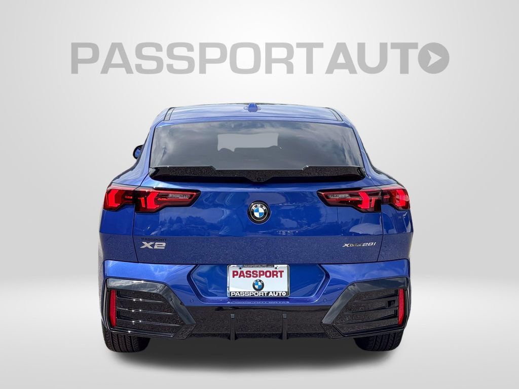 New 2026 BMW X2 xDrive28i w/ M Sport Package AWD/4WD image 5