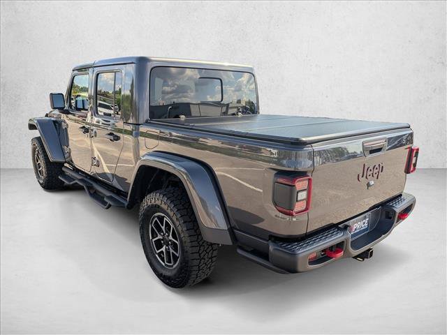 Used 2025 Jeep Gladiator Rubicon w/ Convenience Group AWD/4WD image 7