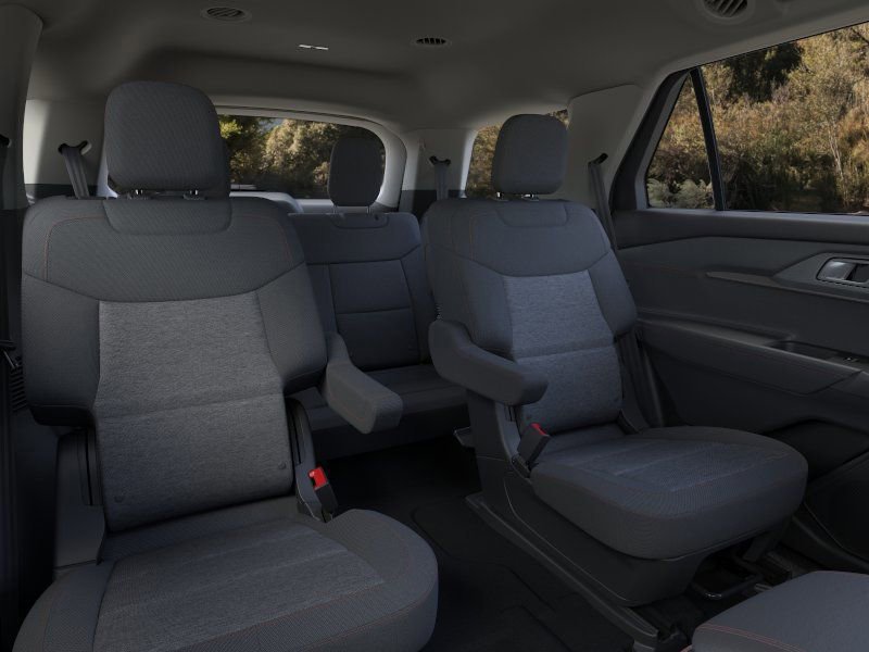 New 2026 Ford Explorer Active RWD image 11