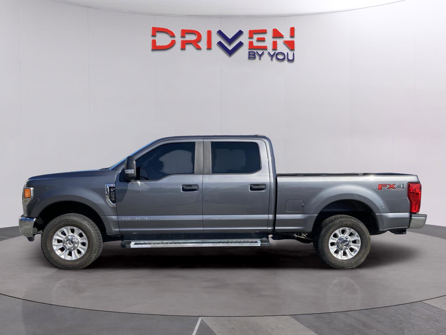 Used 2022 Ford F250 XL w/ STX Appearance Package image 3