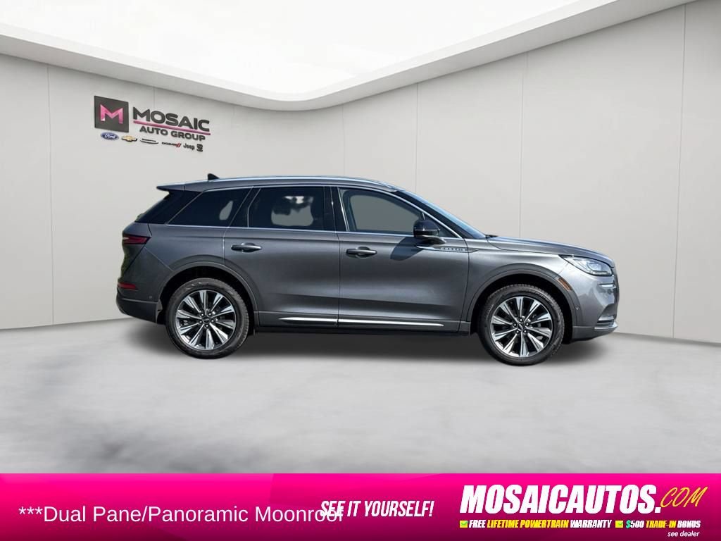 Used 2022 Lincoln Corsair Reserve w/ Equipment Group 201A AWD/4WD image 8