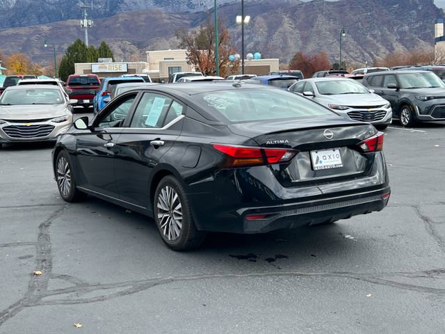 Used 2023 Nissan Altima 2.5 SV FWD image 7