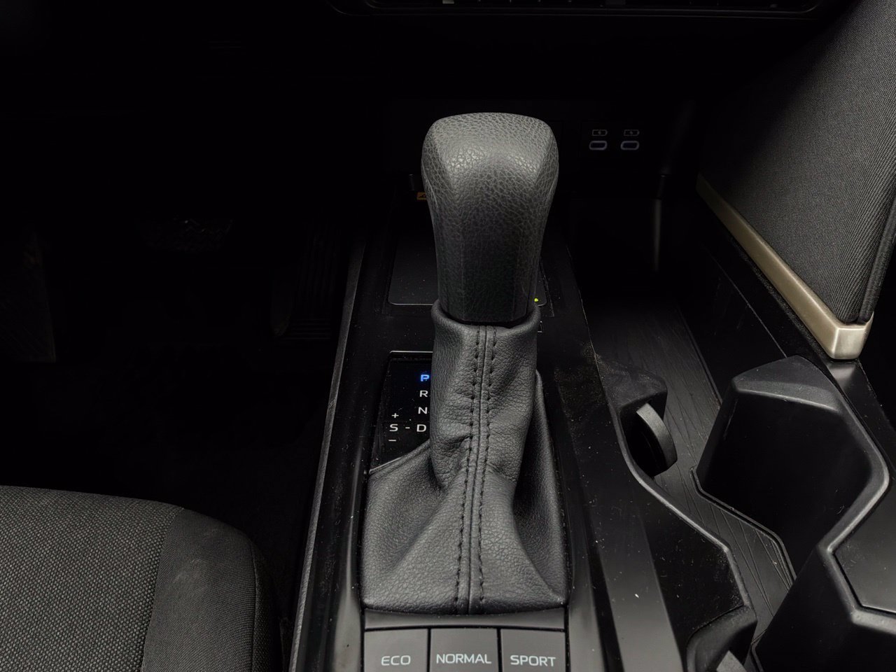 Used 2026 Toyota Camry LE FWD image 26
