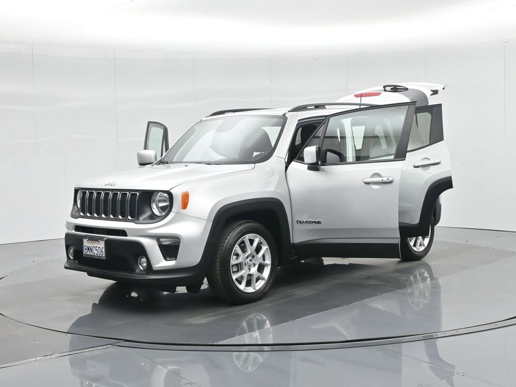 Used 2019 Jeep Renegade Latitude image 32