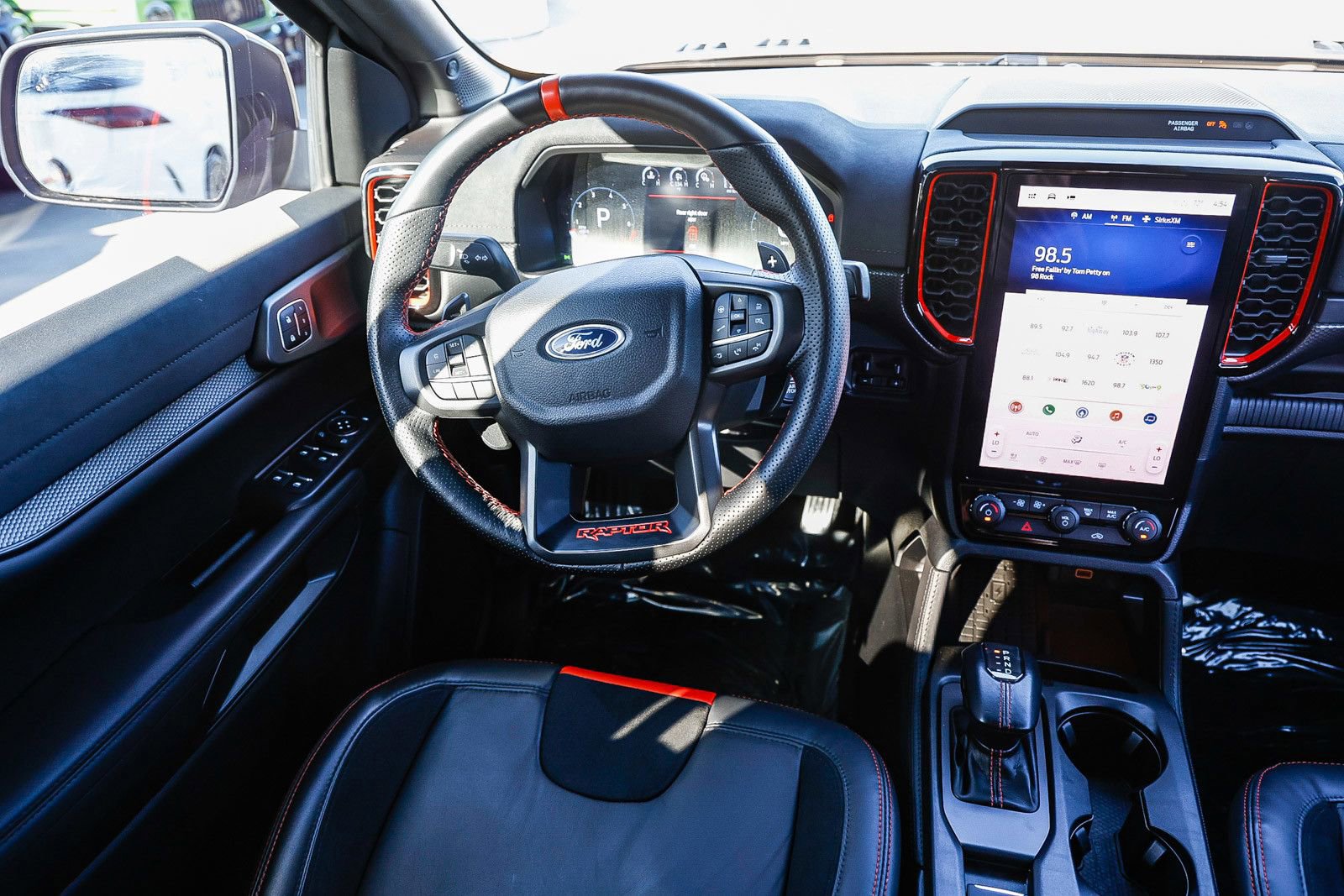 Used 2025 Ford Ranger Raptor image 14