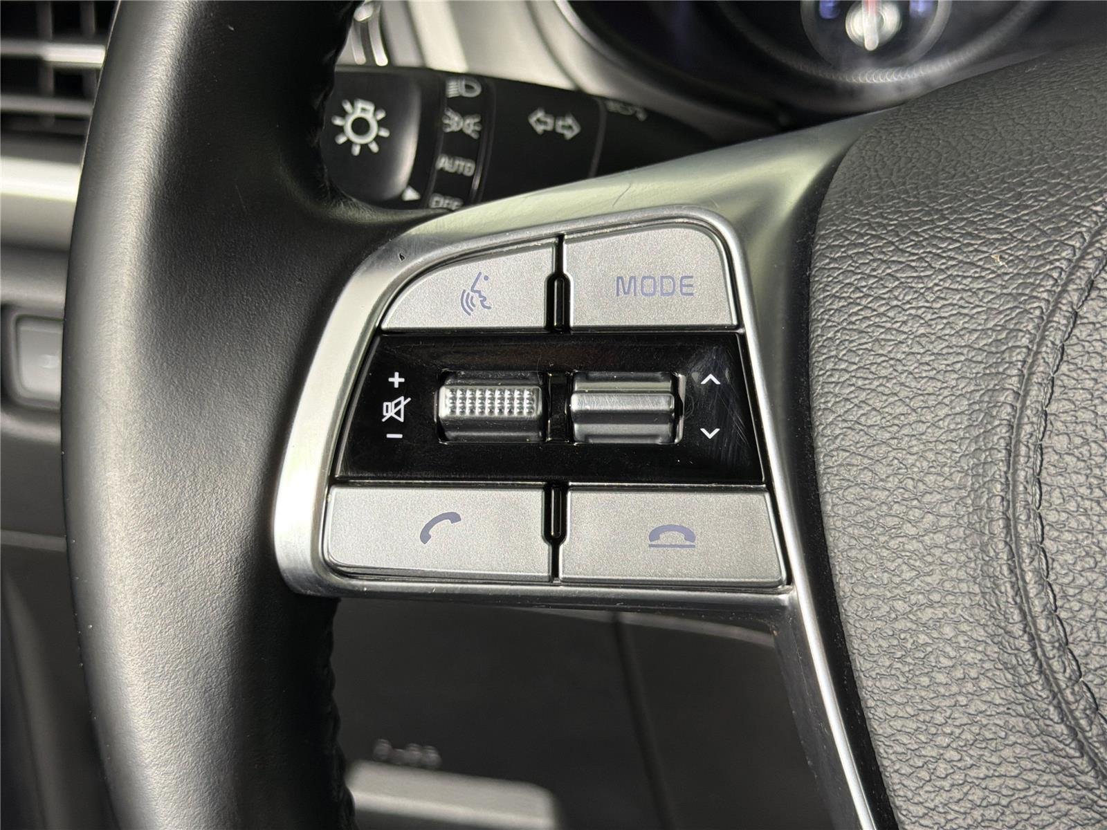 Used 2021 Kia Telluride LX FWD image 24