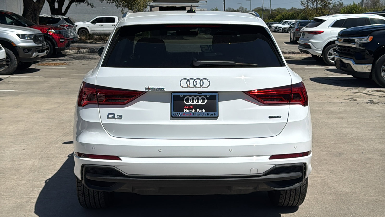 Used 2025 Audi Q3 2.0T Premium Plus w/ Premium Plus Package image 6
