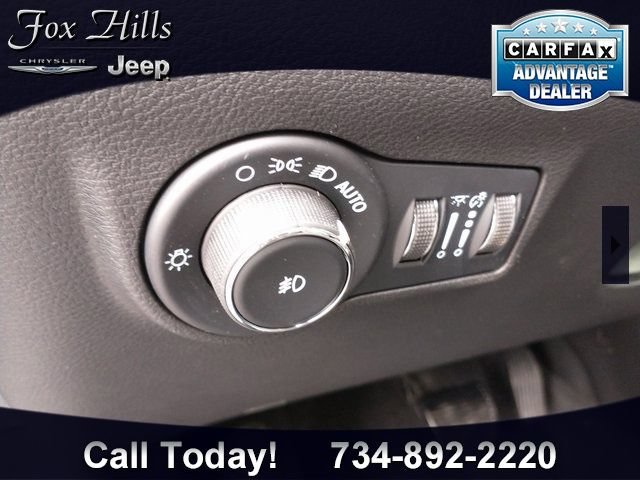New 2023 Jeep Compass Latitude w/ Convenience Group AWD/4WD image 8