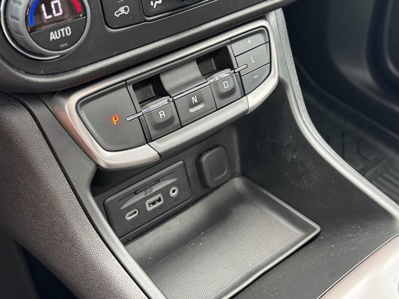 Used 2023 GMC Terrain AT4 w/ GMC Pro Grade Package AWD/4WD image 20