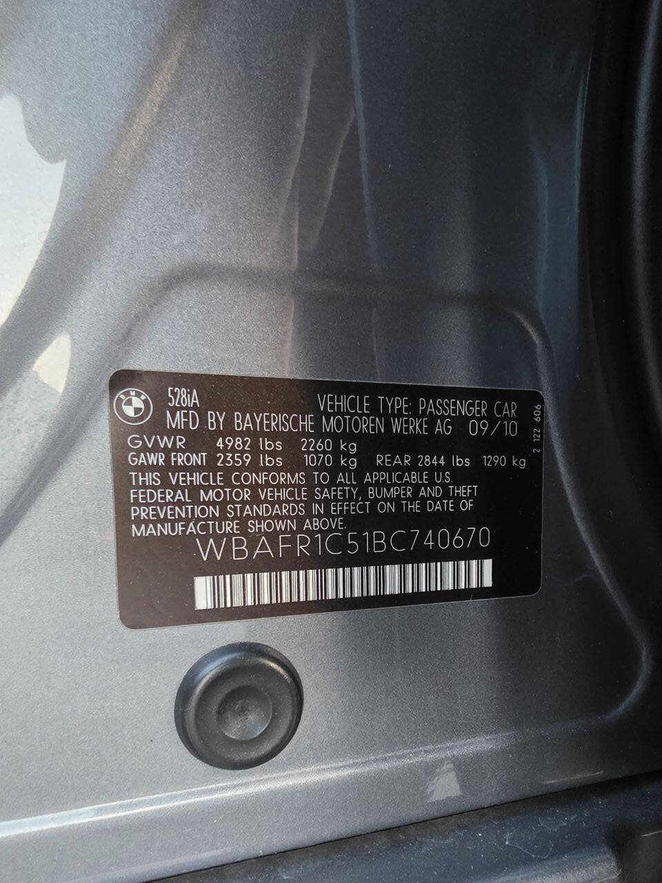 Used 2011 BMW 528i Sedan image 24