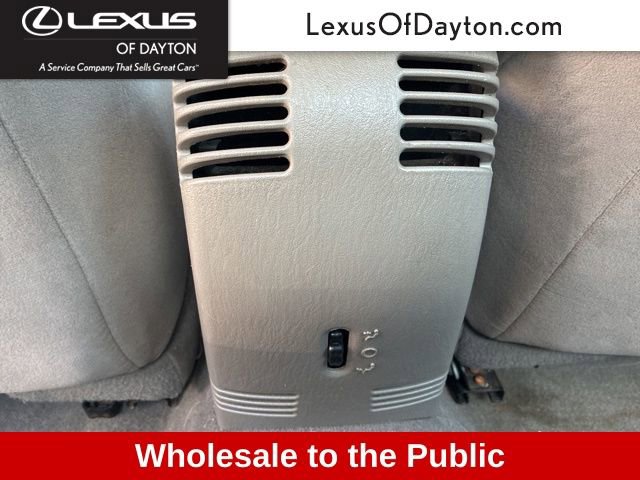 Used 2003 Chrysler Concorde LX image 29