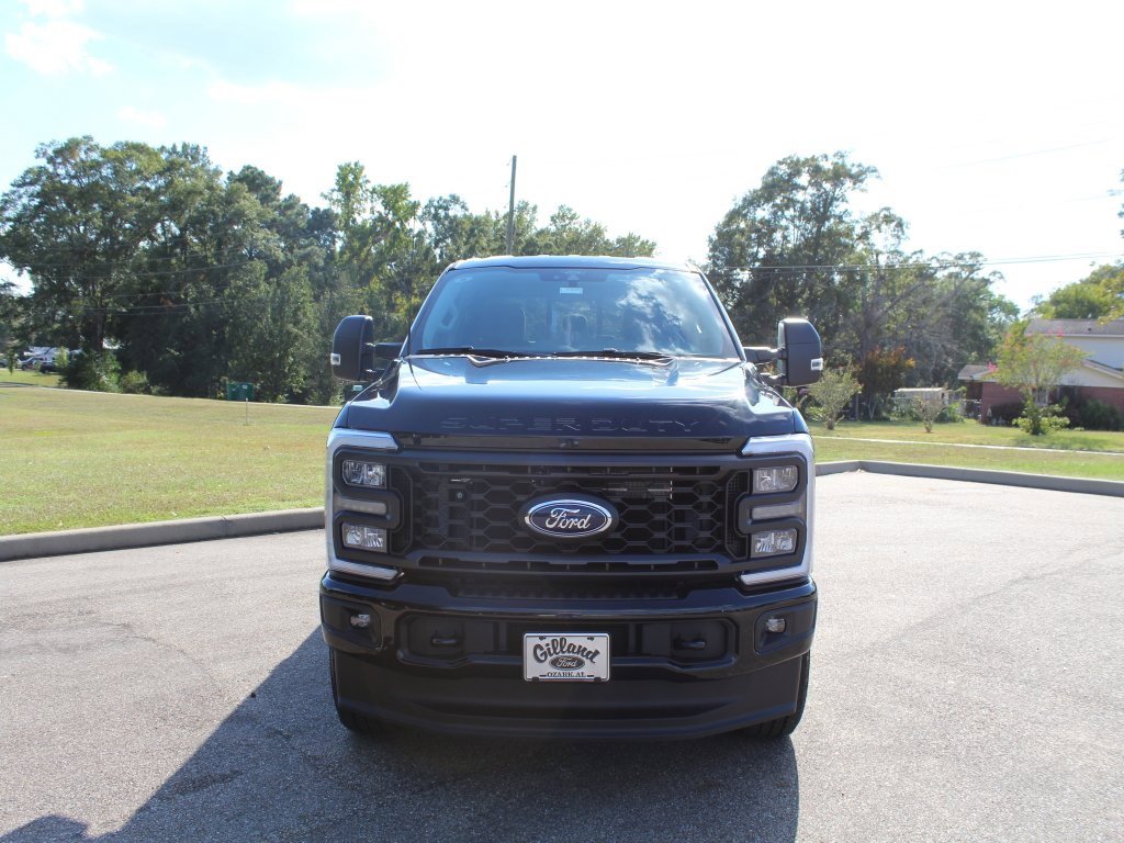 New 2026 Ford F250 4x4 Crew Cab Super Duty image 5