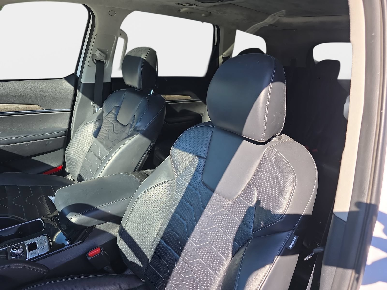 Used 2021 Kia Telluride SX w/ SX Prestige Package AWD/4WD image 7