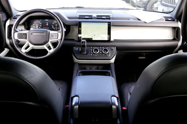 Used 2022 Land Rover Defender 90 X-Dynamic HSE image 24