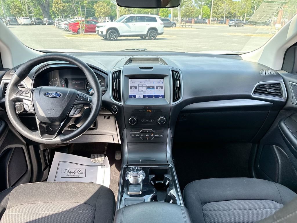 Used 2020 Ford Edge SE FWD image 22
