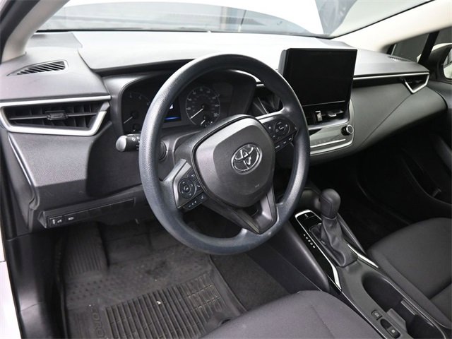 Used 2023 Toyota Corolla LE image 18
