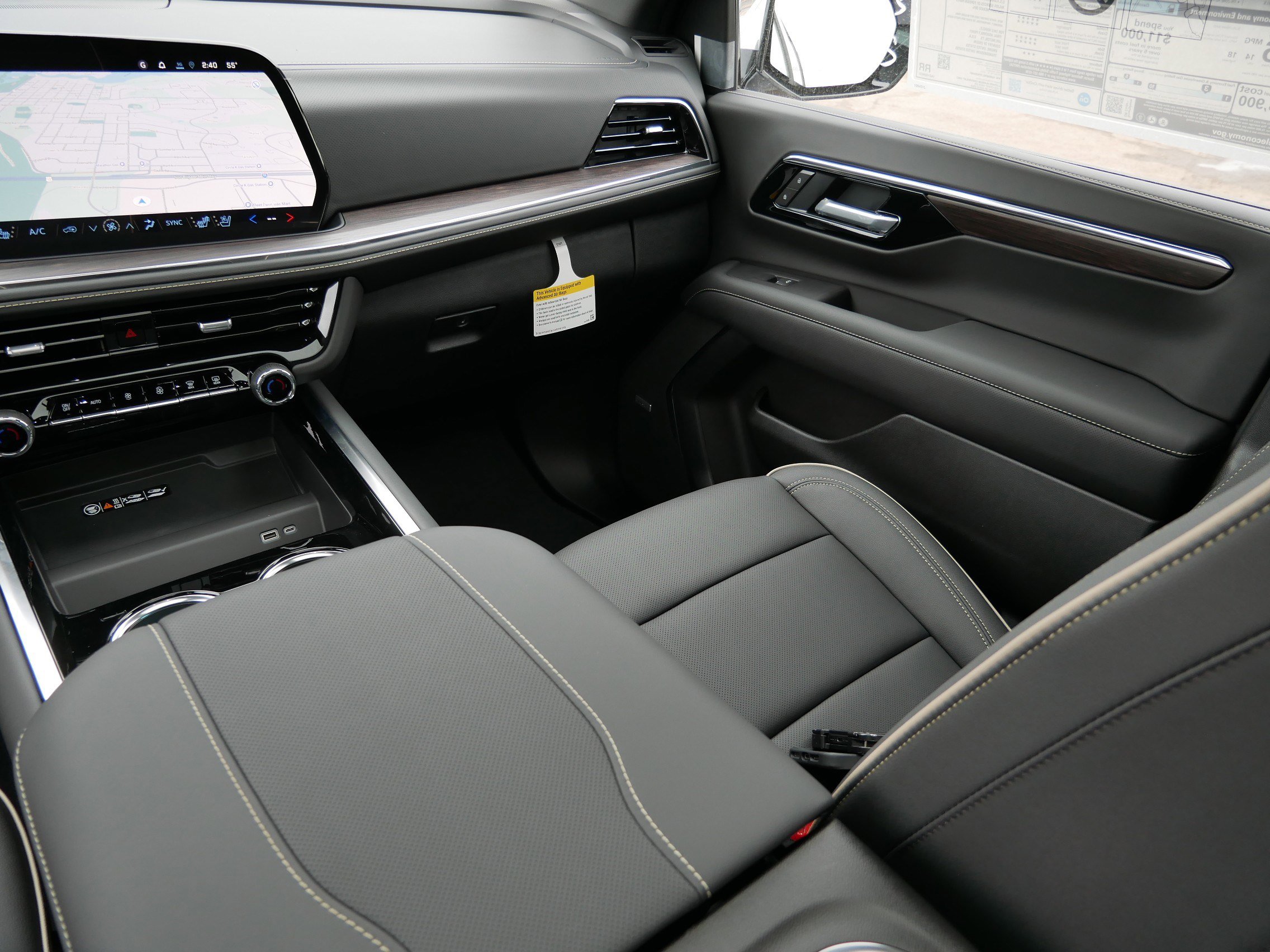 New 2026 Chevrolet Suburban Premier image 15