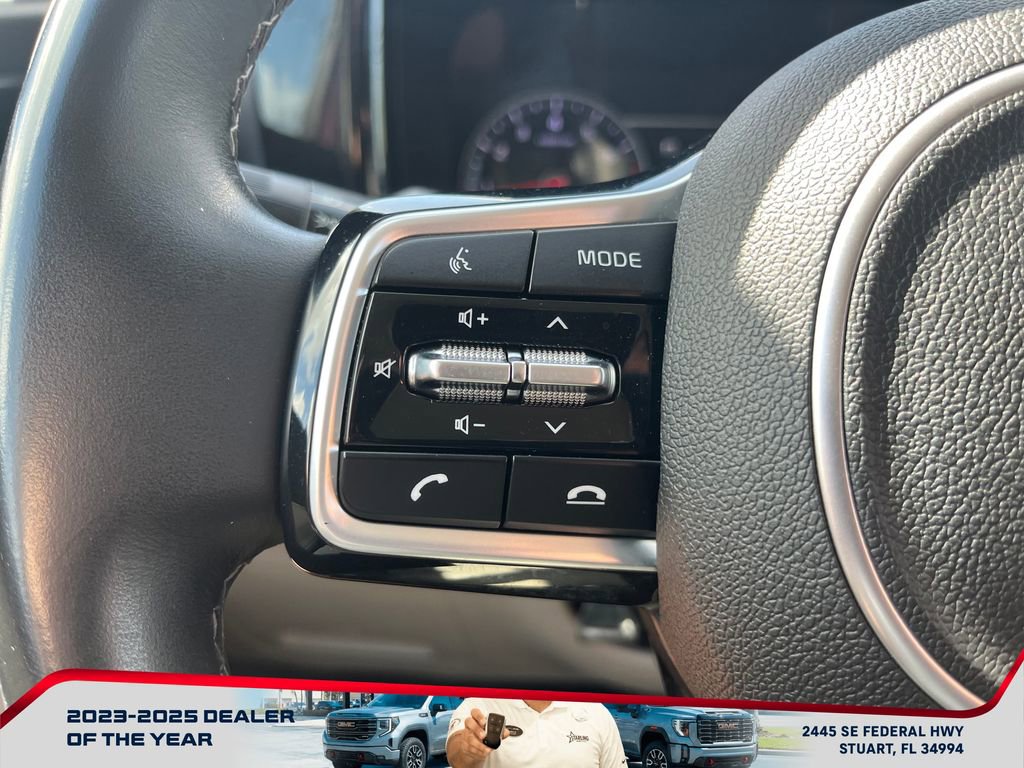 Used 2021 Kia Sorento S image 26