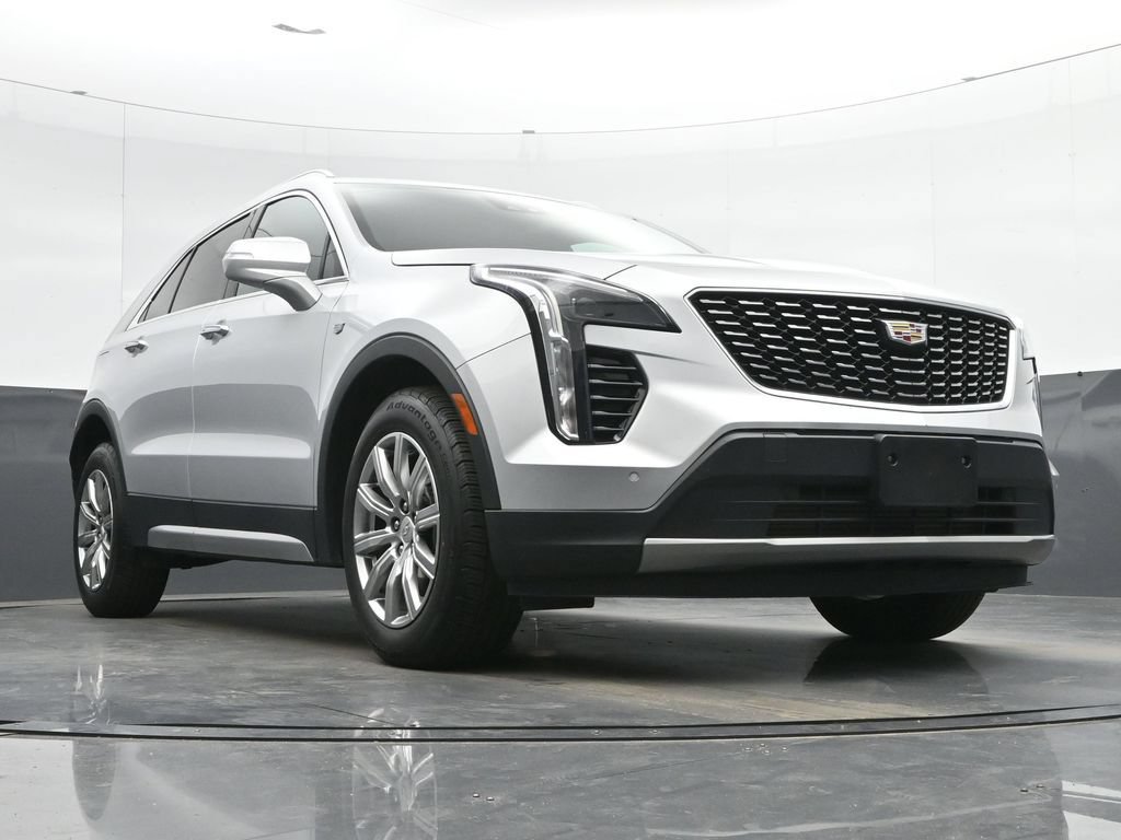 Used 2022 Cadillac XT4 Premium Luxury w/ Safety Alert Package AWD/4WD image 40