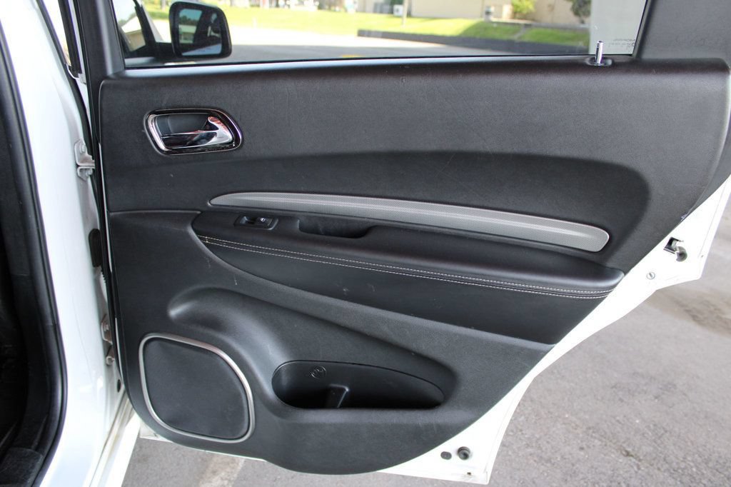 Used 2018 Dodge Durango SRT w/ SRT Interior Appearance Group AWD/4WD image 18