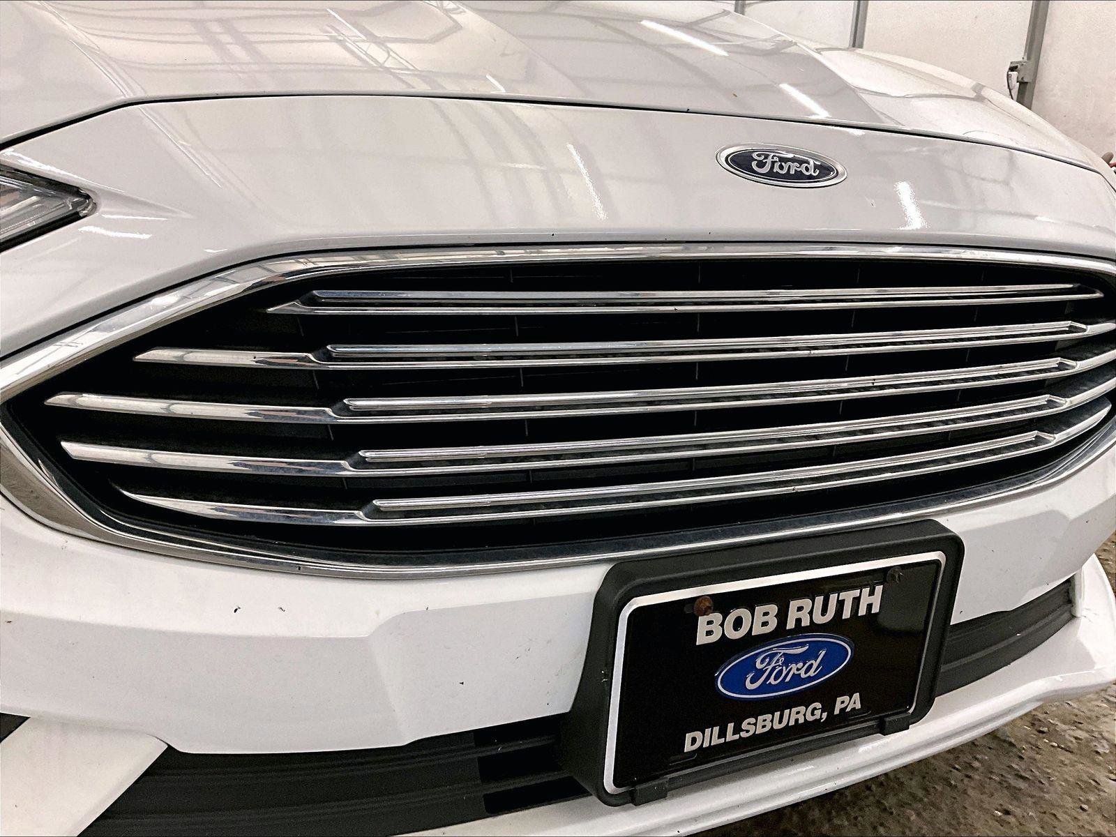 Used 2018 Ford Fusion SE w/ Fusion SE Technology Package image 29