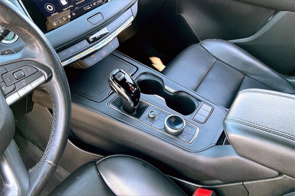 Used 2023 Cadillac XT4 Premium Luxury image 14