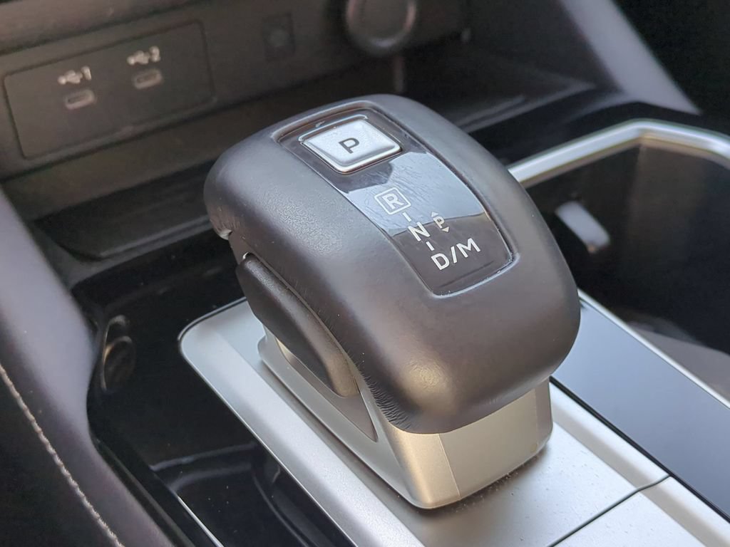 Used 2025 Mitsubishi Outlander SE AWD/4WD image 20