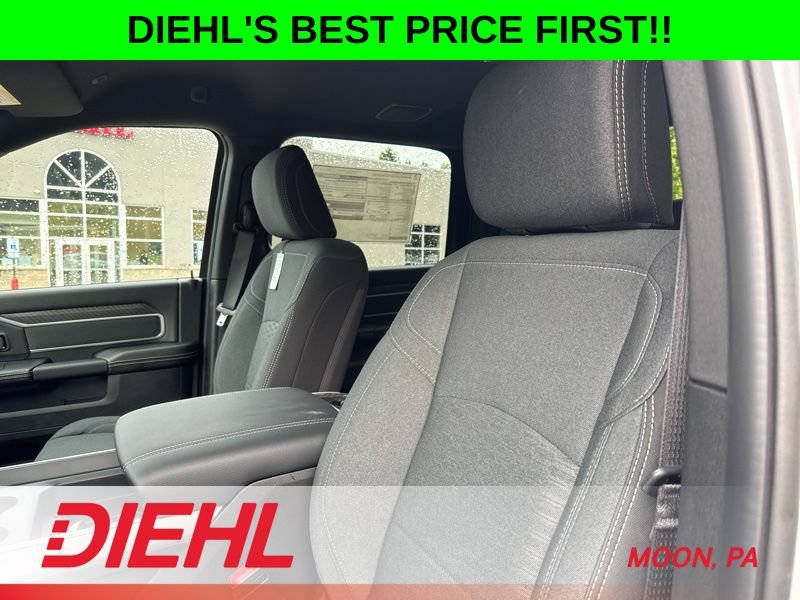 New 2026 RAM 3500 Big Horn AWD/4WD image 21
