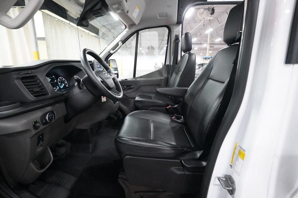 Used 2024 Ford Transit 250 148 High Roof RWD image 7