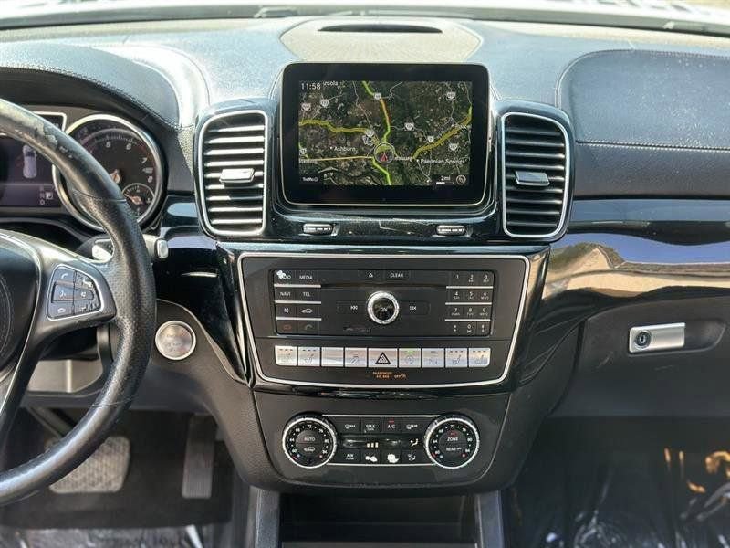 Used 2017 Mercedes-Benz GLS 550 4MATIC image 29