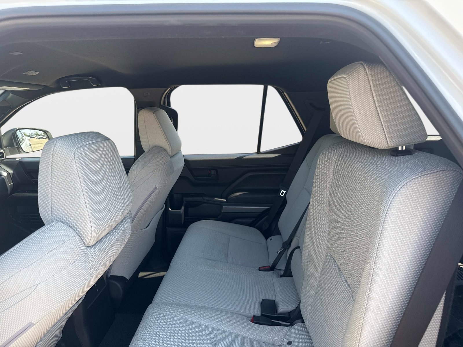Used 2025 Toyota 4Runner SR5 AWD/4WD image 13