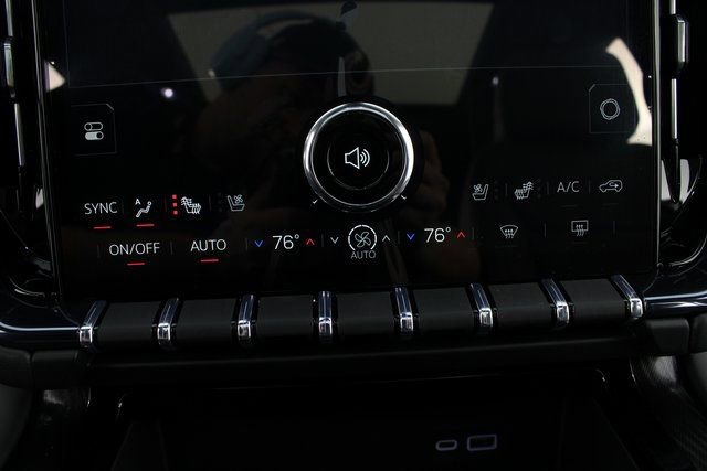 New 2026 GMC Yukon XL AT4 w/ AT4 Premium Plus Package image 8