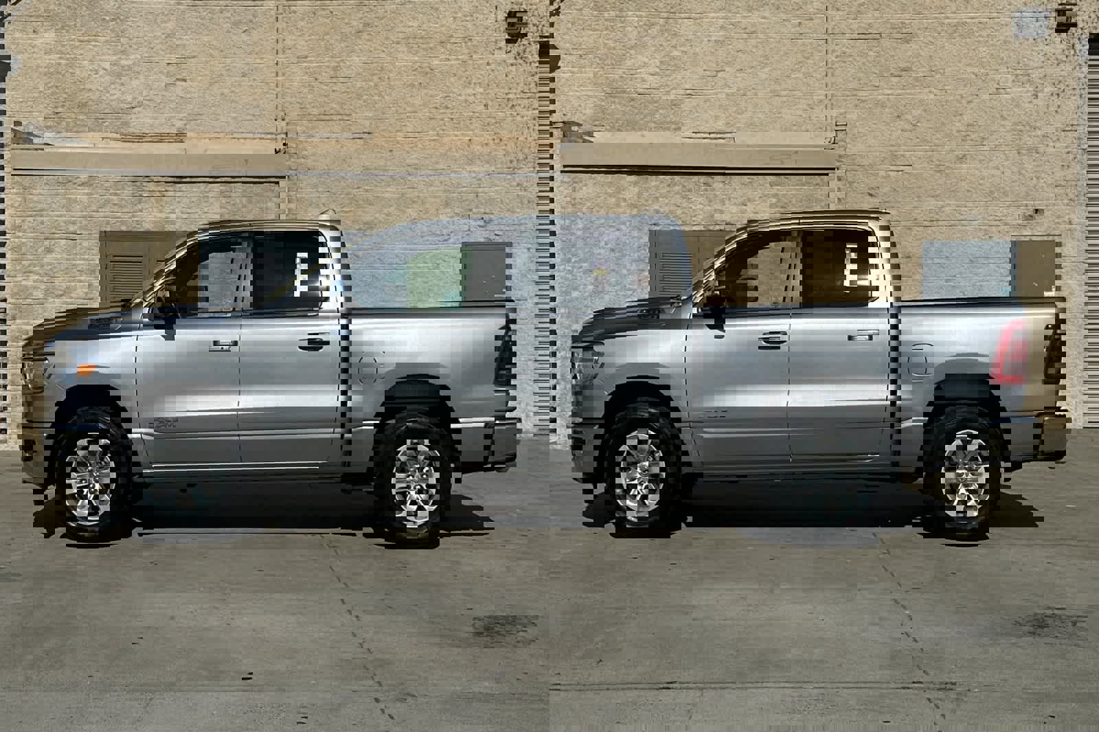 Used 2024 RAM 1500 Laramie image 6