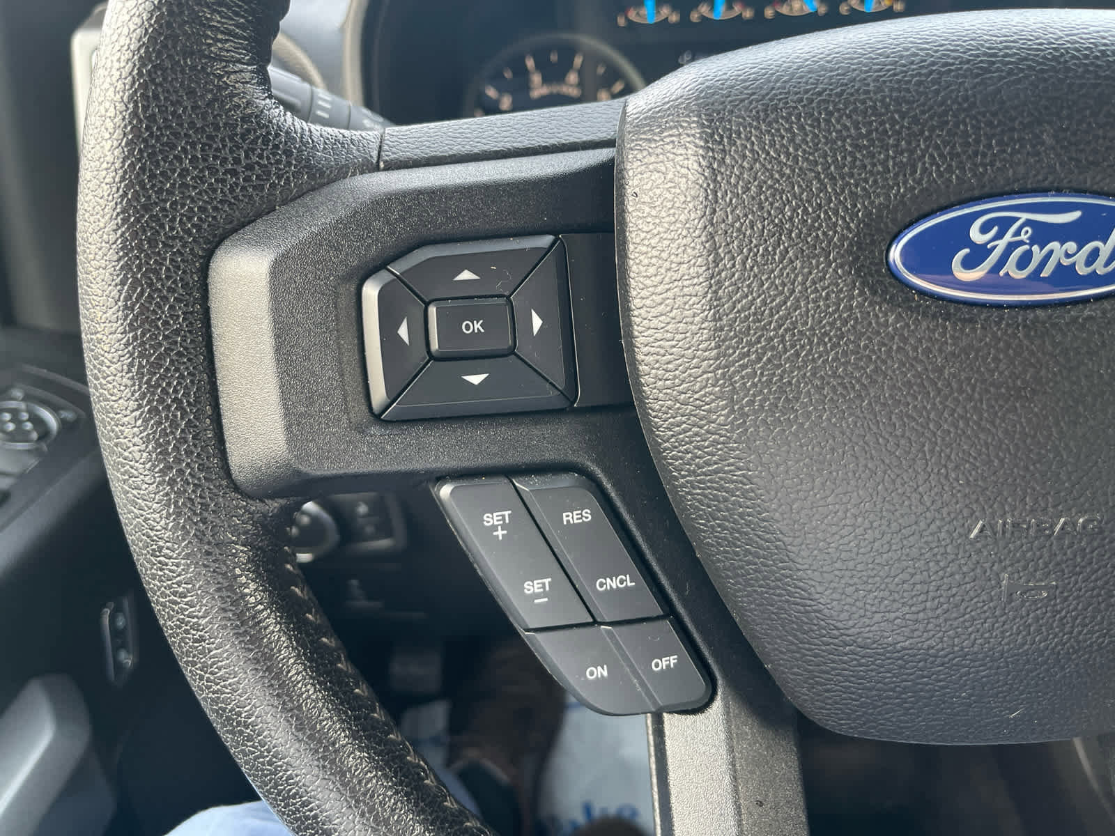 Used 2016 Ford F150 XLT w/ Equipment Group 302A Luxury image 12