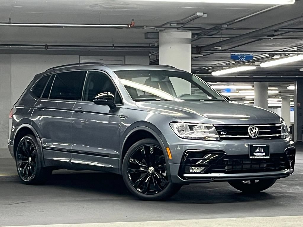 Used 2021 Volkswagen Tiguan SE R-Line AWD/4WD image 2
