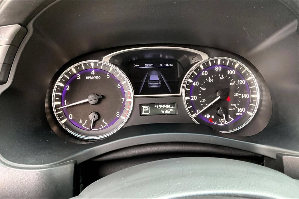 Used 2016 INFINITI QX60 Luxe w/ Premium Package AWD/4WD image 18