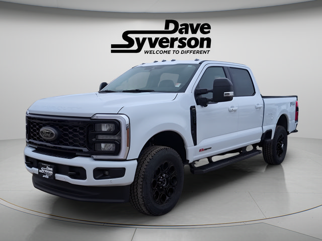 New 2026 Ford F350 Lariat w/ Black Appearance Package