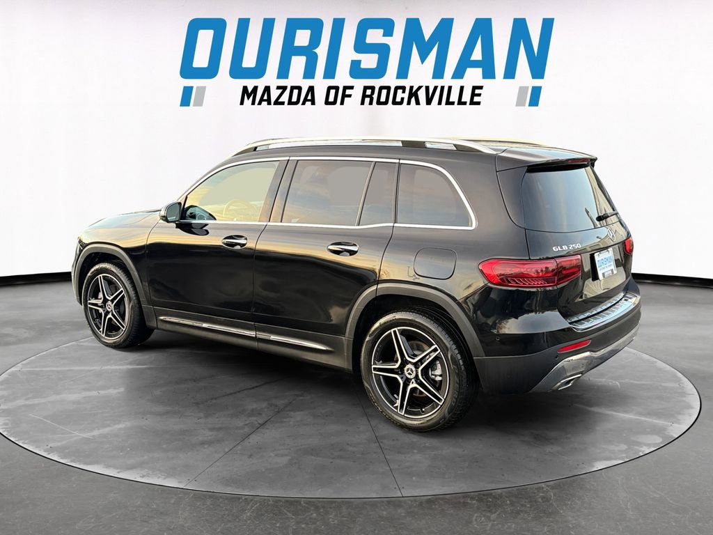 Used 2024 Mercedes-Benz GLB 250 image 4